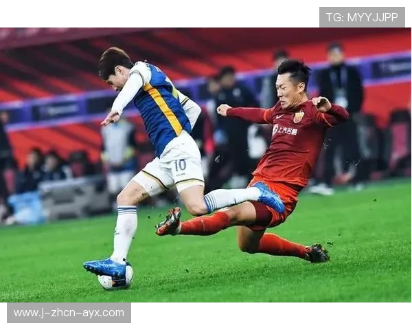 上海海港中场徐新助攻连连，球队攻势如潮